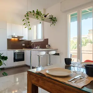 Fabula 3 With Private Bathroom Bed and breakfast