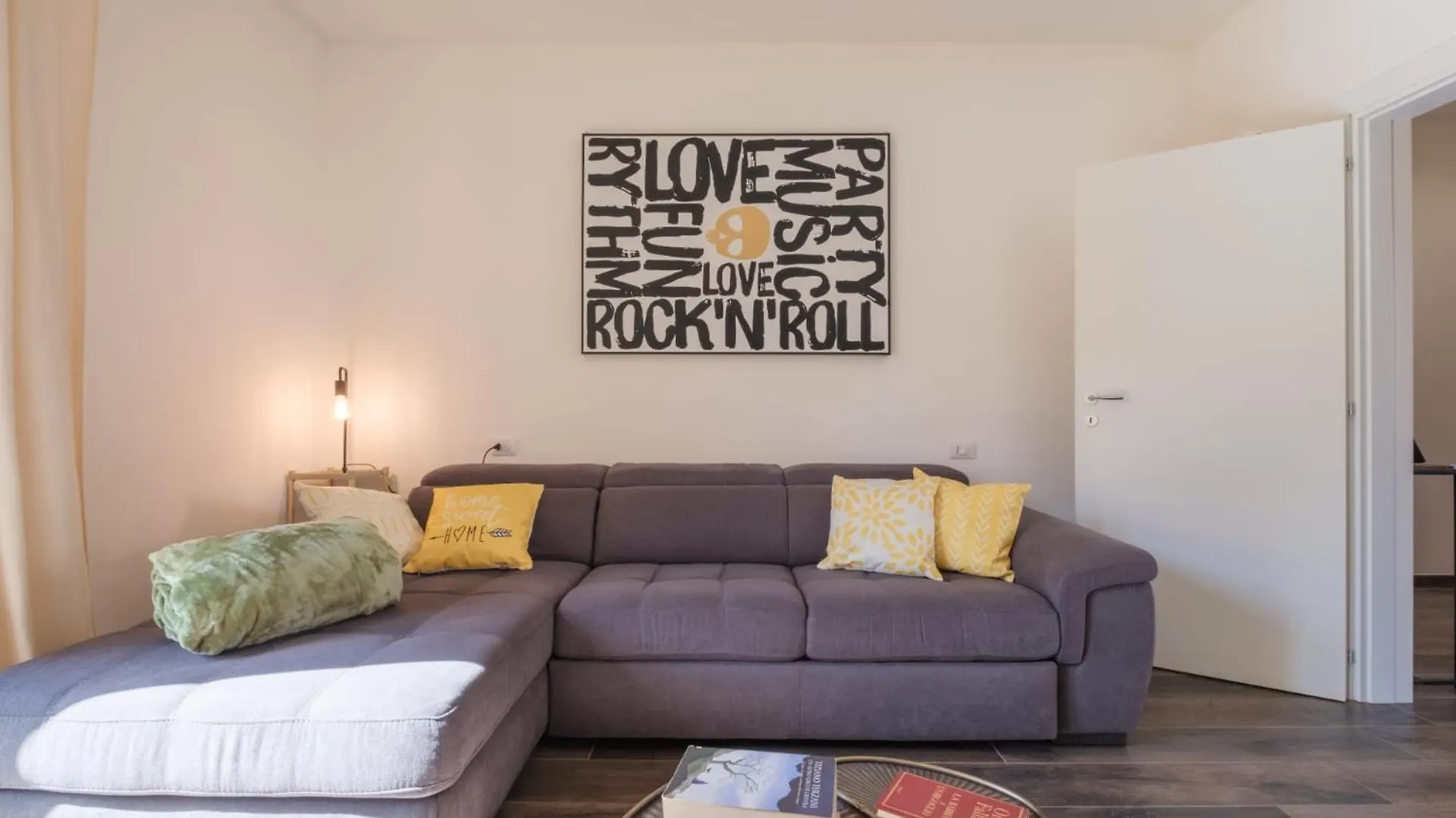 Interno20 Bed & Breakfast Bologna 0*,  Italy